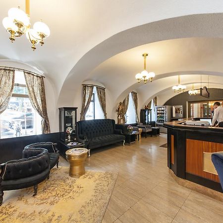 Novum Hotel Cristall Wien Messe Buitenkant foto