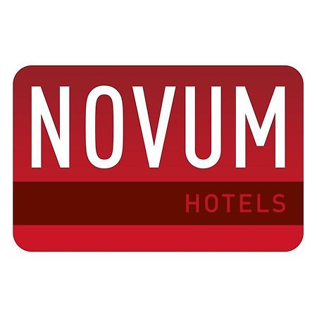 Novum Hotel Cristall Wien Messe Buitenkant foto
