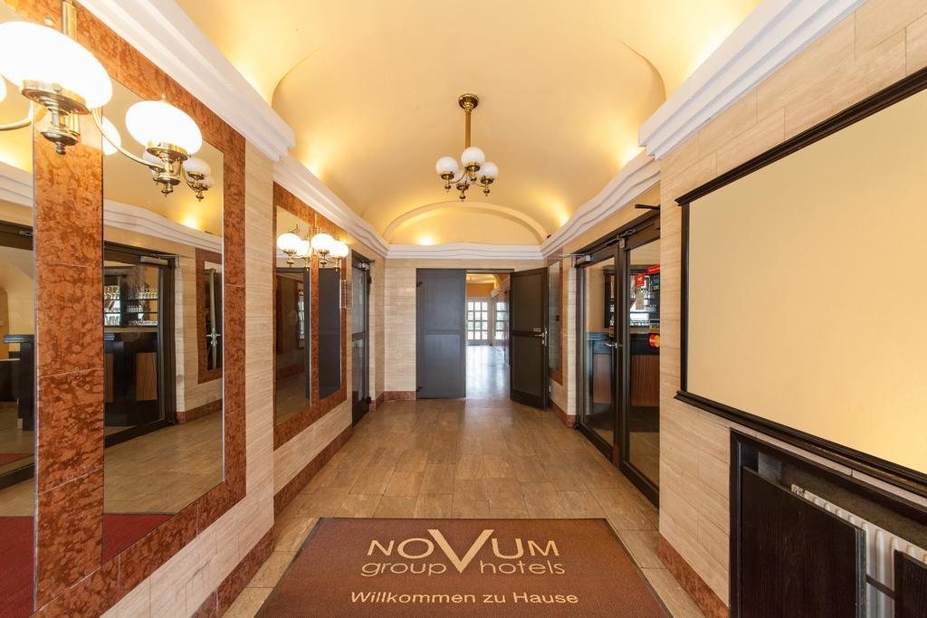 Novum Hotel Cristall Wien Messe Buitenkant foto