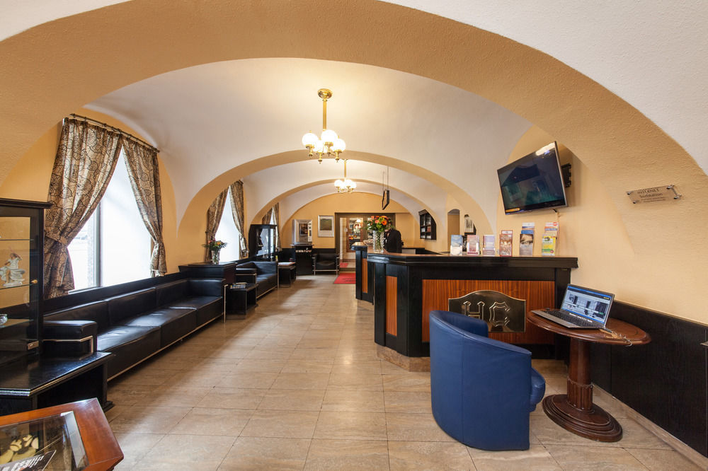 Novum Hotel Cristall Wien Messe Buitenkant foto