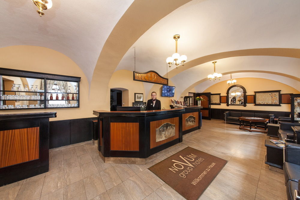 Novum Hotel Cristall Wien Messe Buitenkant foto